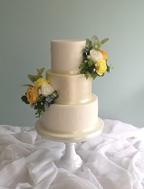 Lemon & white wedding cake
